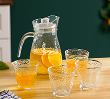 GLASSWARE & JUGS